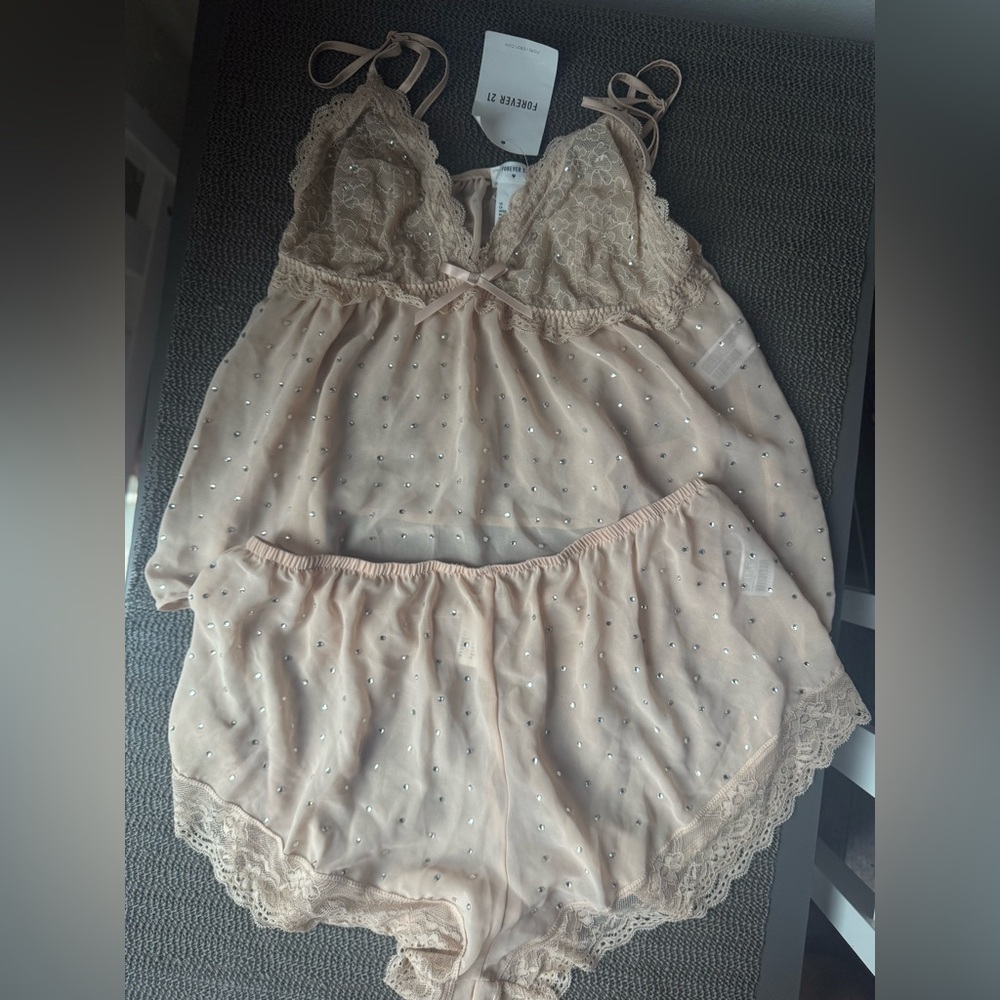 Forever 21 sleepwear set